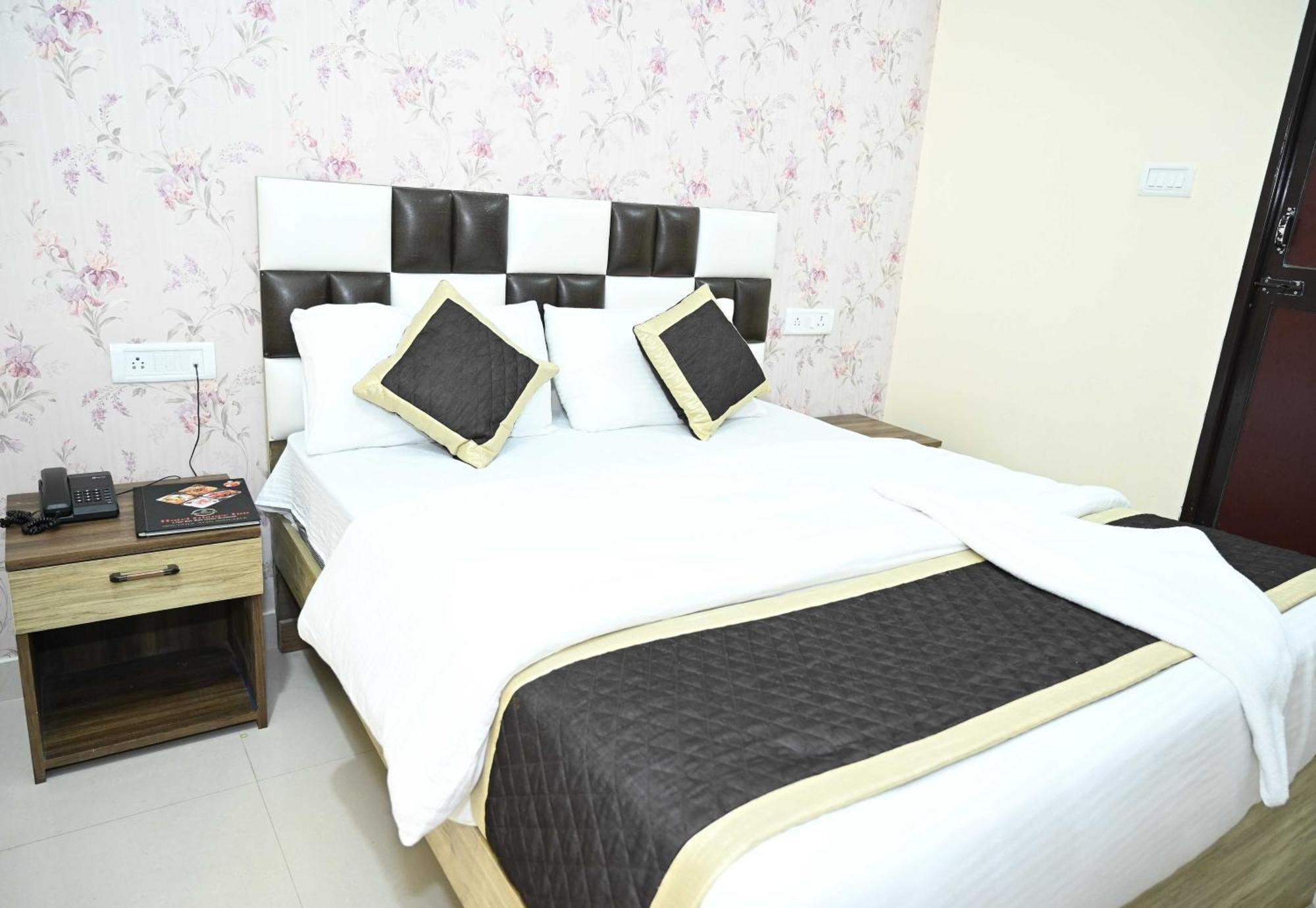 Super Hotel O Glance Inn Patna (Bihar) Exterior foto